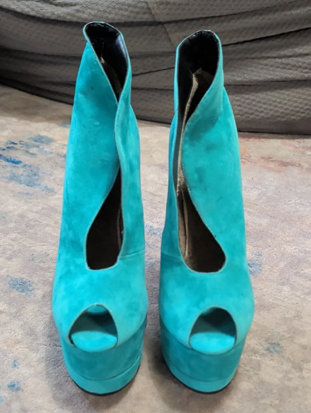 Teal Vegan Suede Keyhole Stiletto Heel Platform Pumps for Women's 6